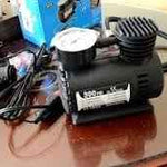 Compresor de Aire 300 PSI Portátil - Inflador de Llantas 12V/USB-C con Carga Rápida, para Autos, Motos, Bicicletas, Pelotas